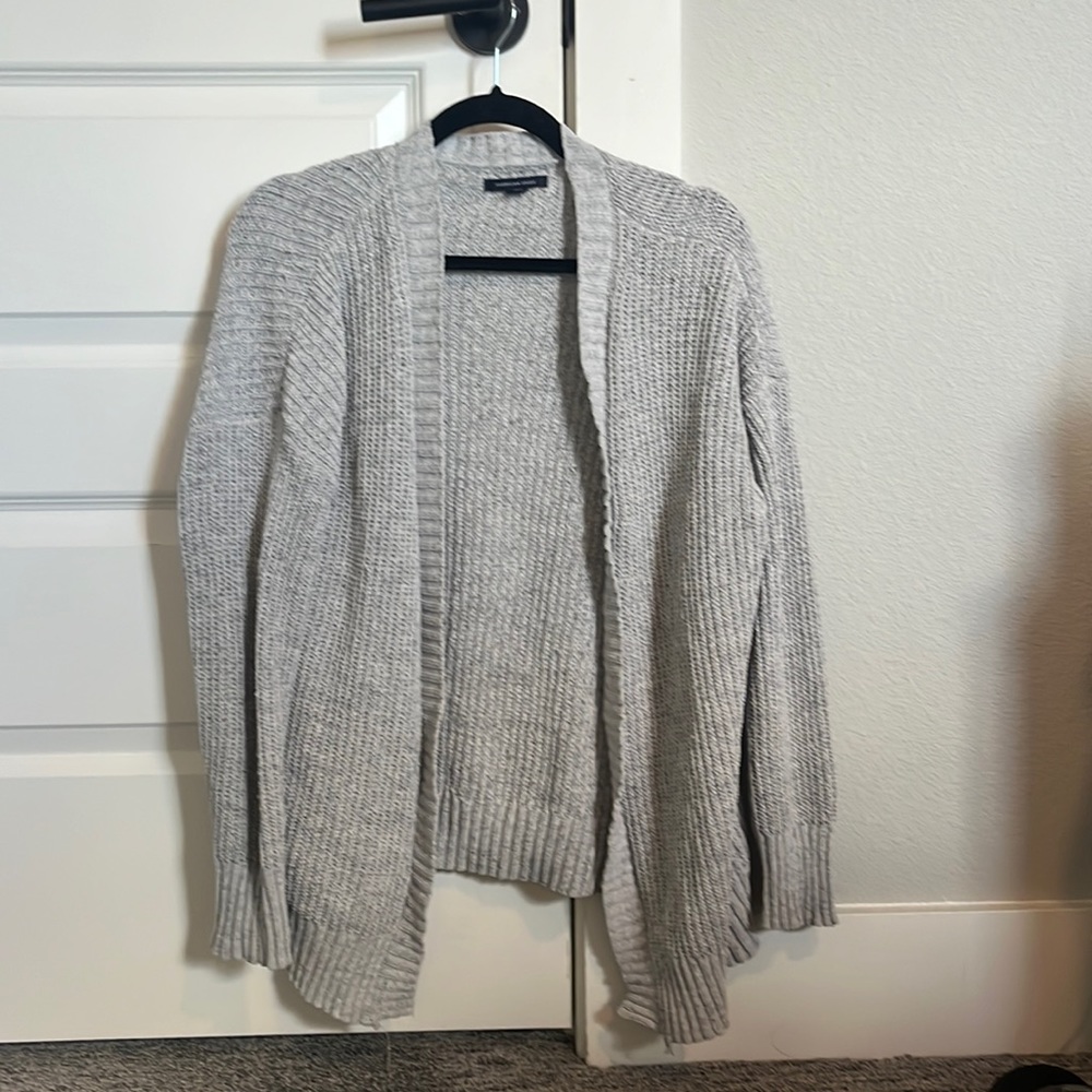american eagle gray cardigan